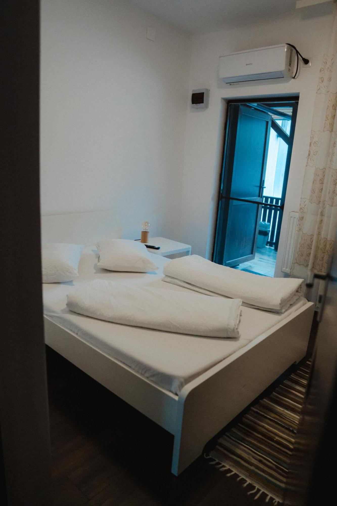 Paulaapartment&Rooms Oradea Exterior foto